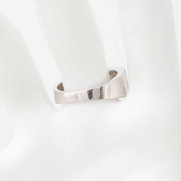 Estate Purple Cubic Zirconia & Marcasite Ring Size 8 Marquise Cut Silver Plated - Picture 4 of 4